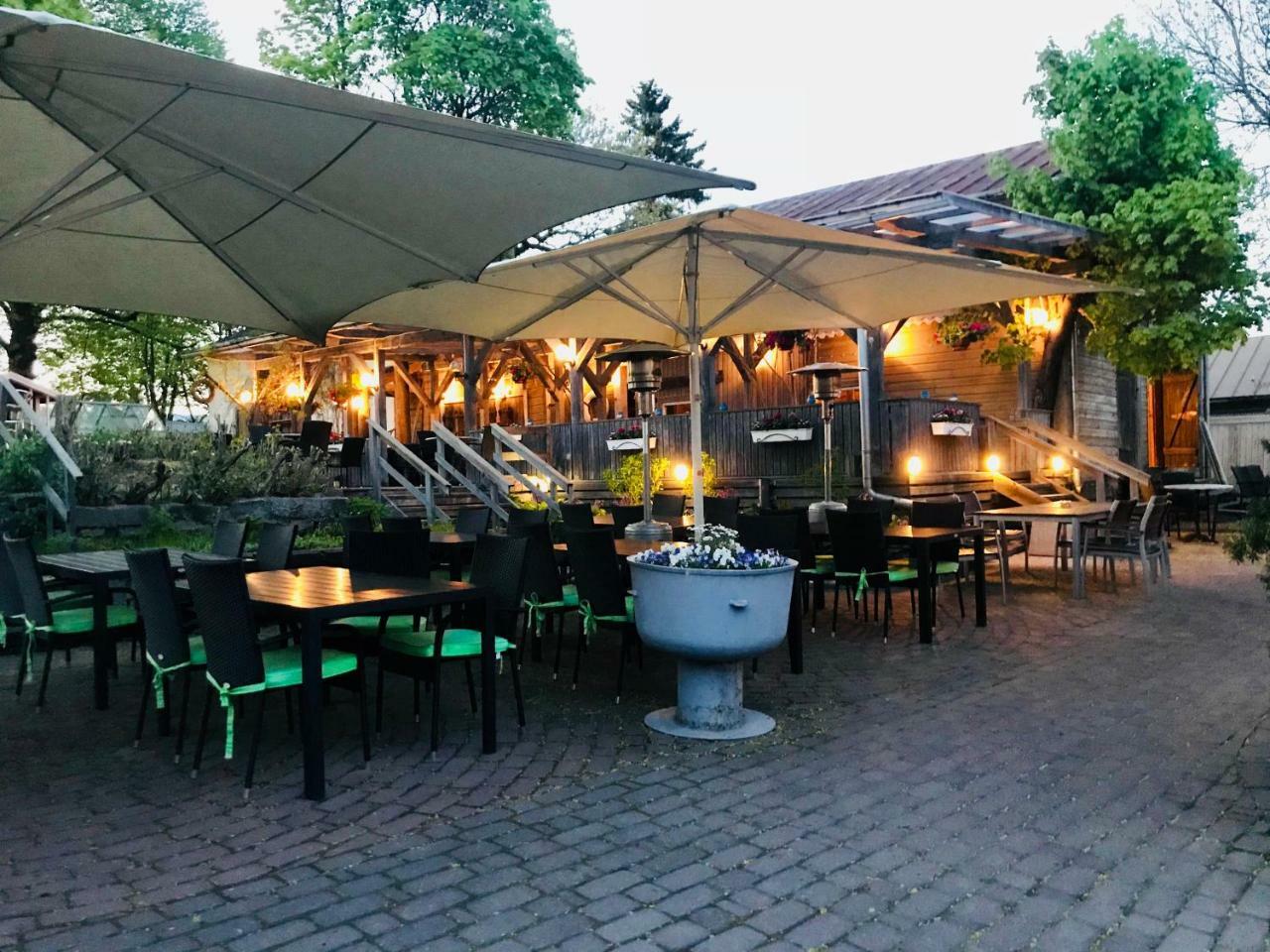 Gasthaus Pooki ウーシカウプンキ エクステリア 写真